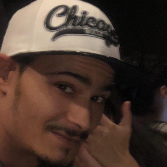 Meet your Posher, Manuel - Picture 1 of 1